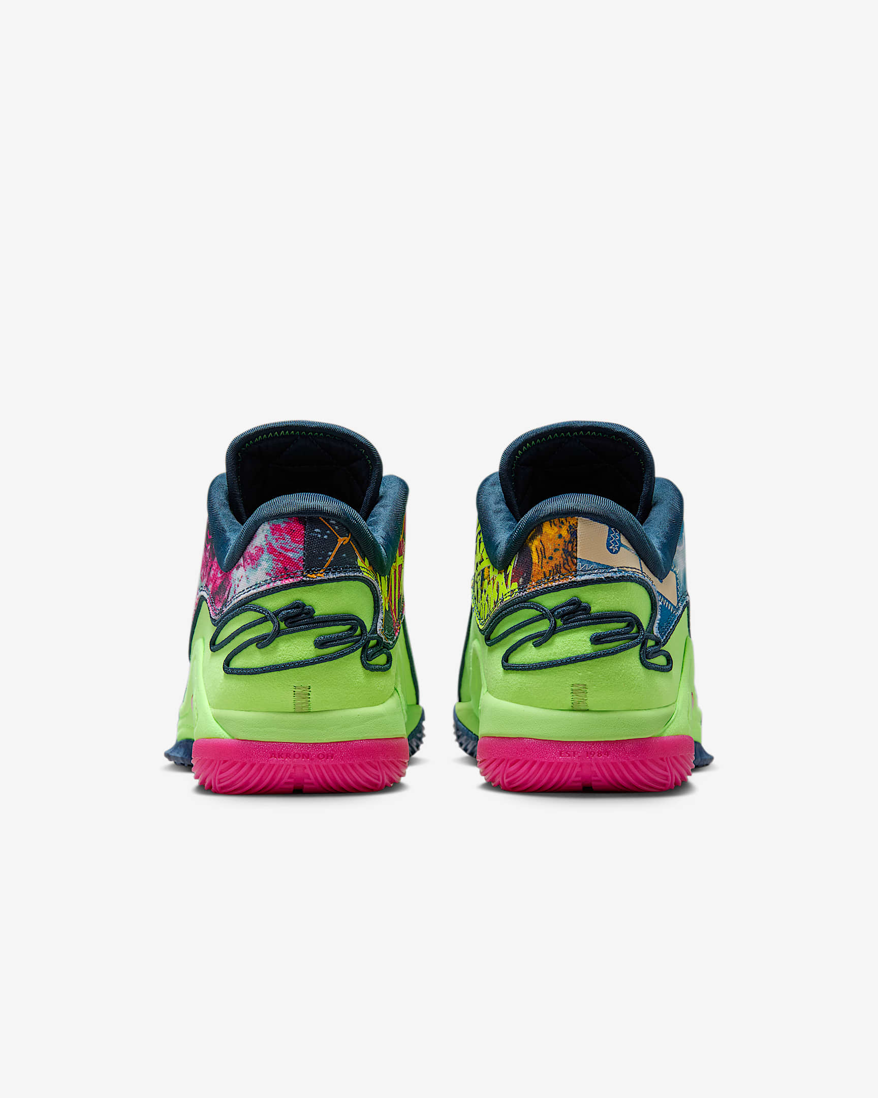 LeBron XXII Basketball Shoes