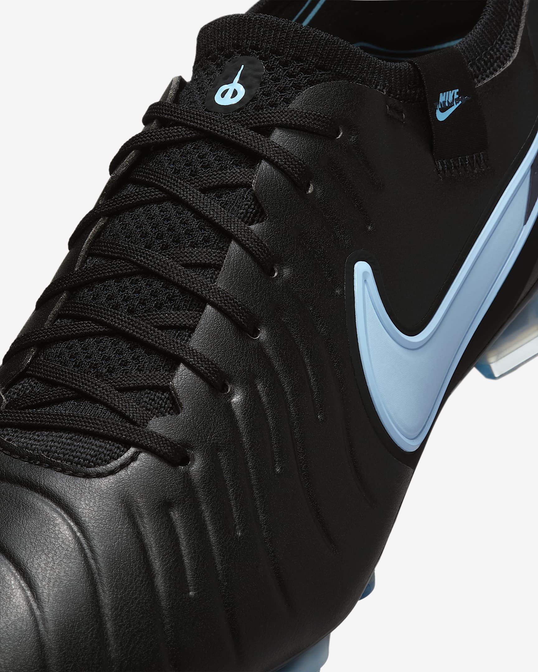 Nike Tiempo Legend 10 Elite Soft-Ground Low-Top Football Boot