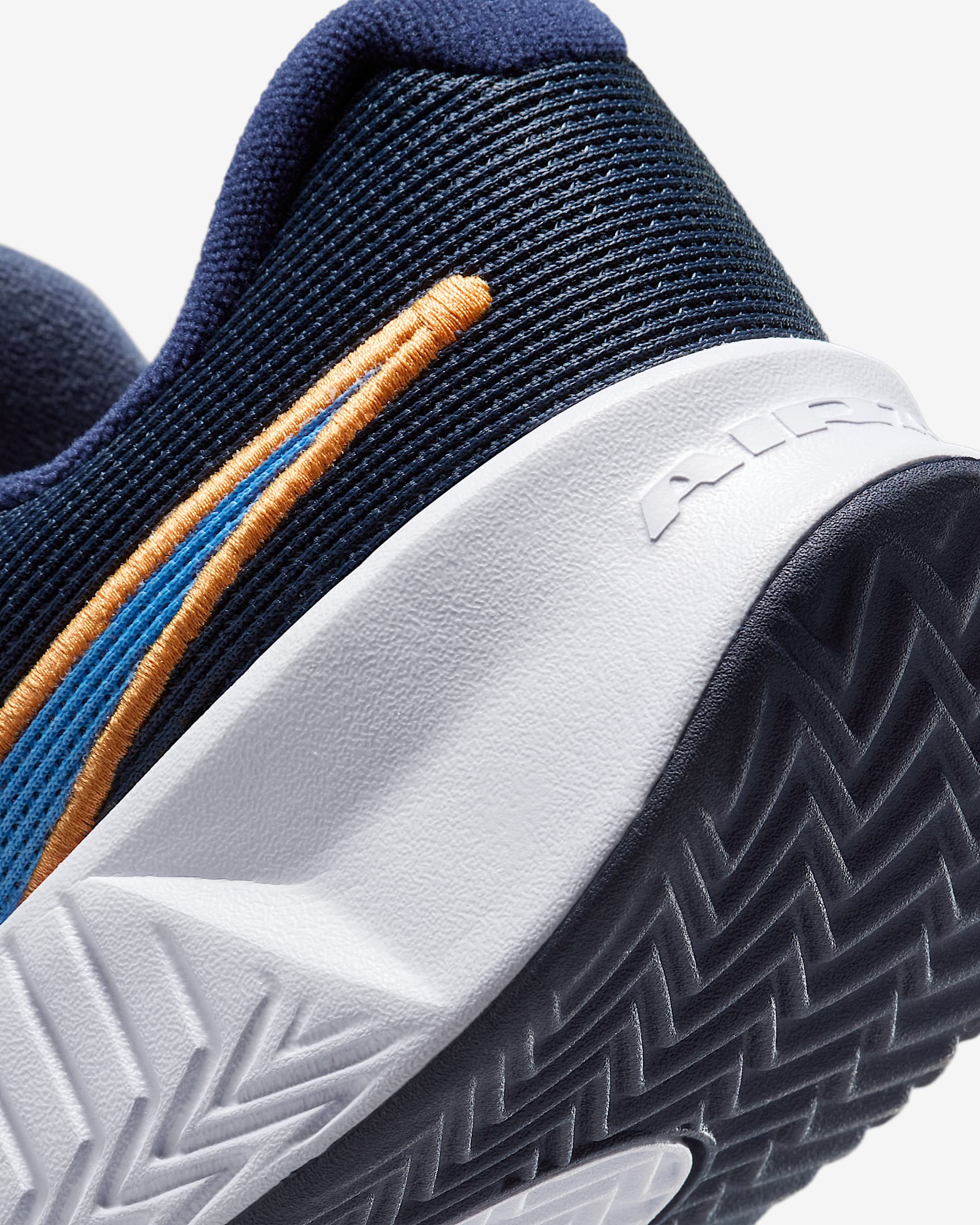 Nike Zoom GP Challenge Pro Men's Clay Court Tennis Shoes