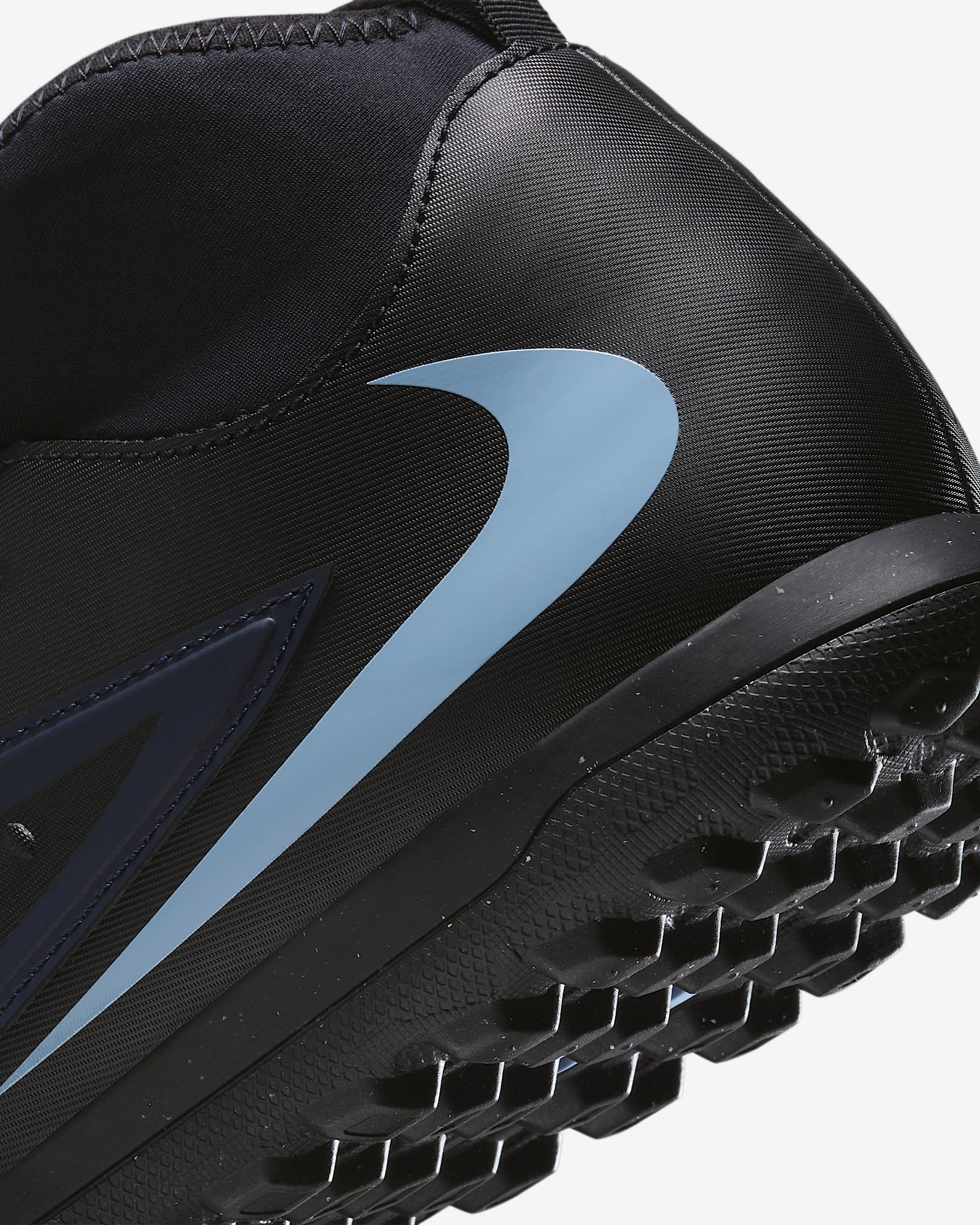 Nike Phantom 6 High Club Turf Football Shoes