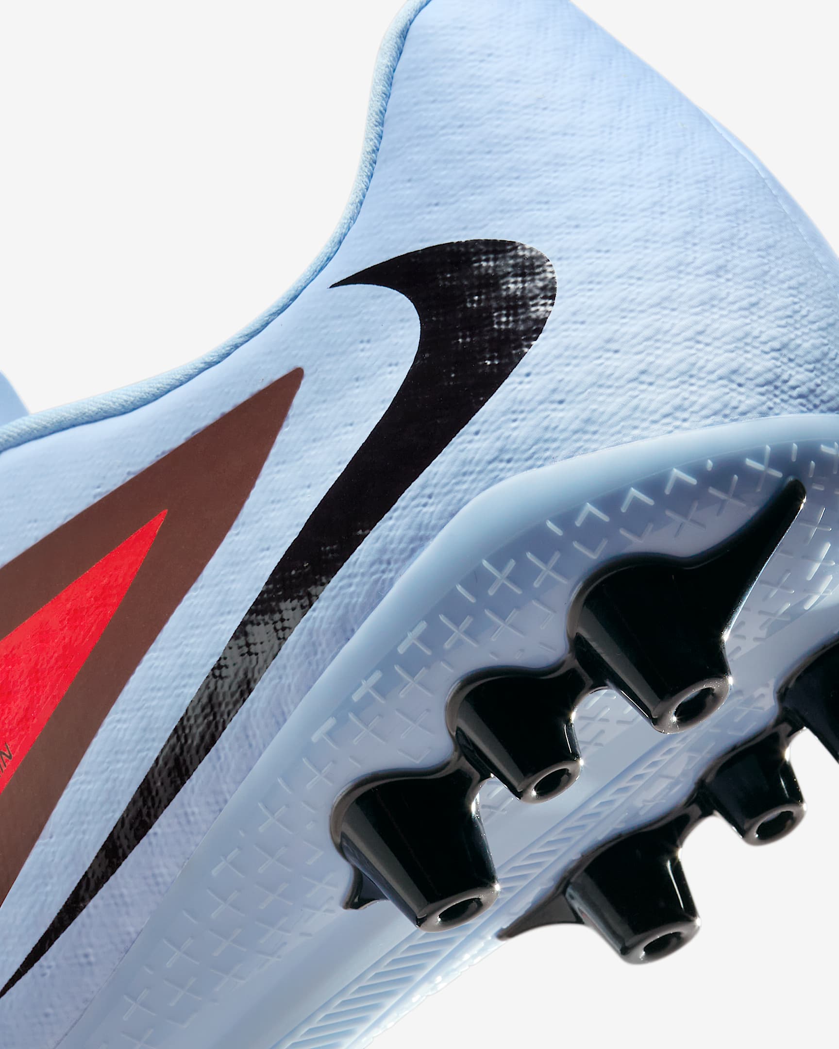 Nike Phantom 6 Low Academy Artificial-Grass Football Boot