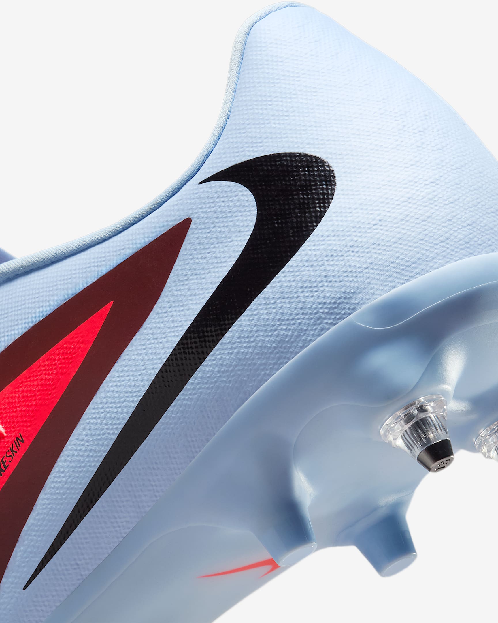 Nike Phantom 6 Low Academy Soft-ground Football Boot