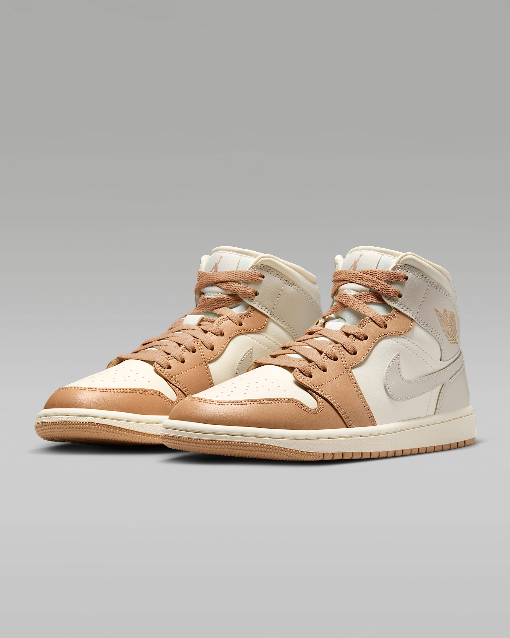 Air Jordan 1 Mid Women's Shoes
