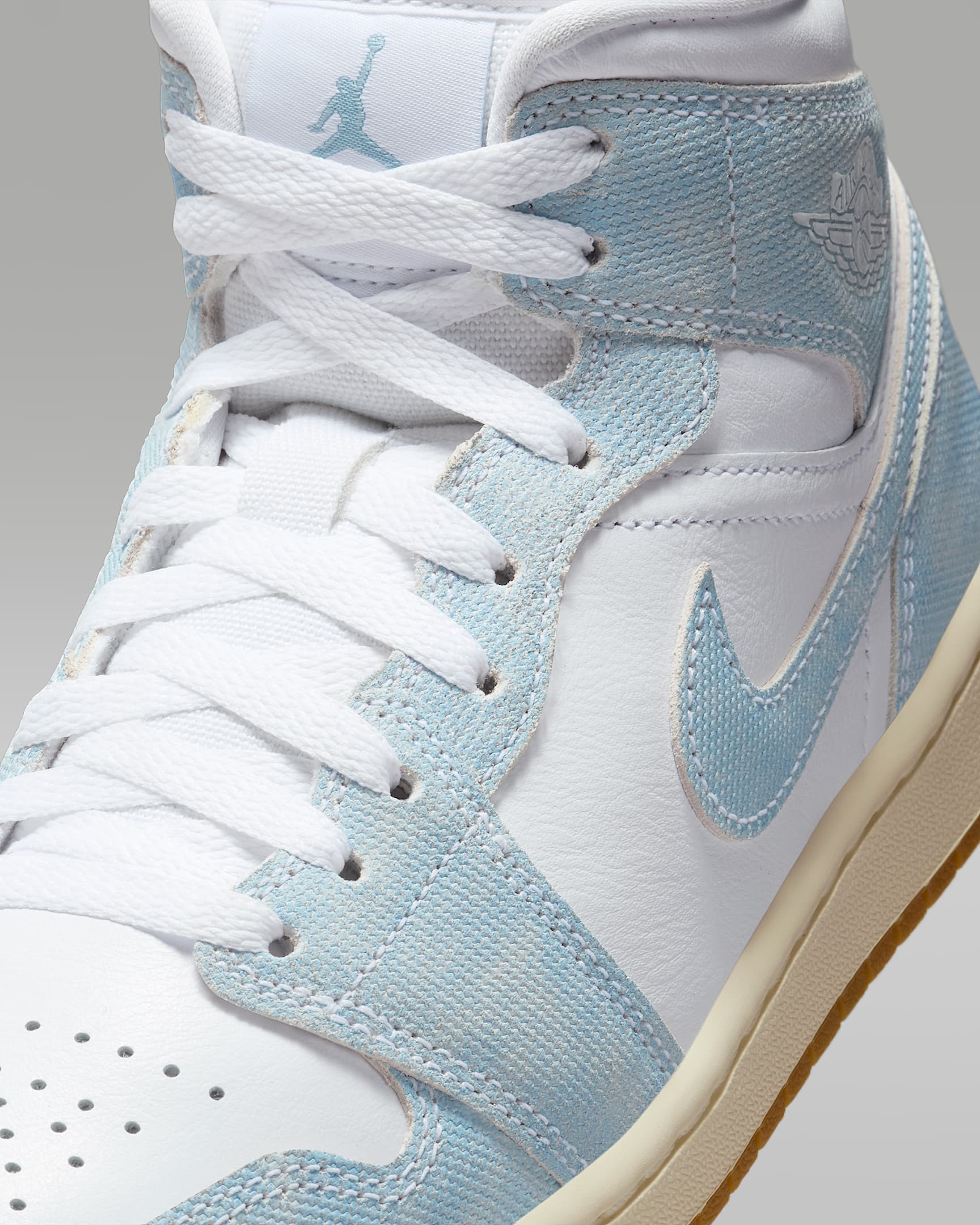 Air Jordan 1 Mid SE Women's Shoes