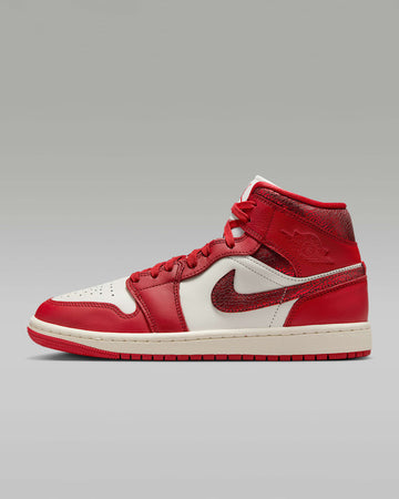 Air Jordan 1 Mid SE Women's Shoes