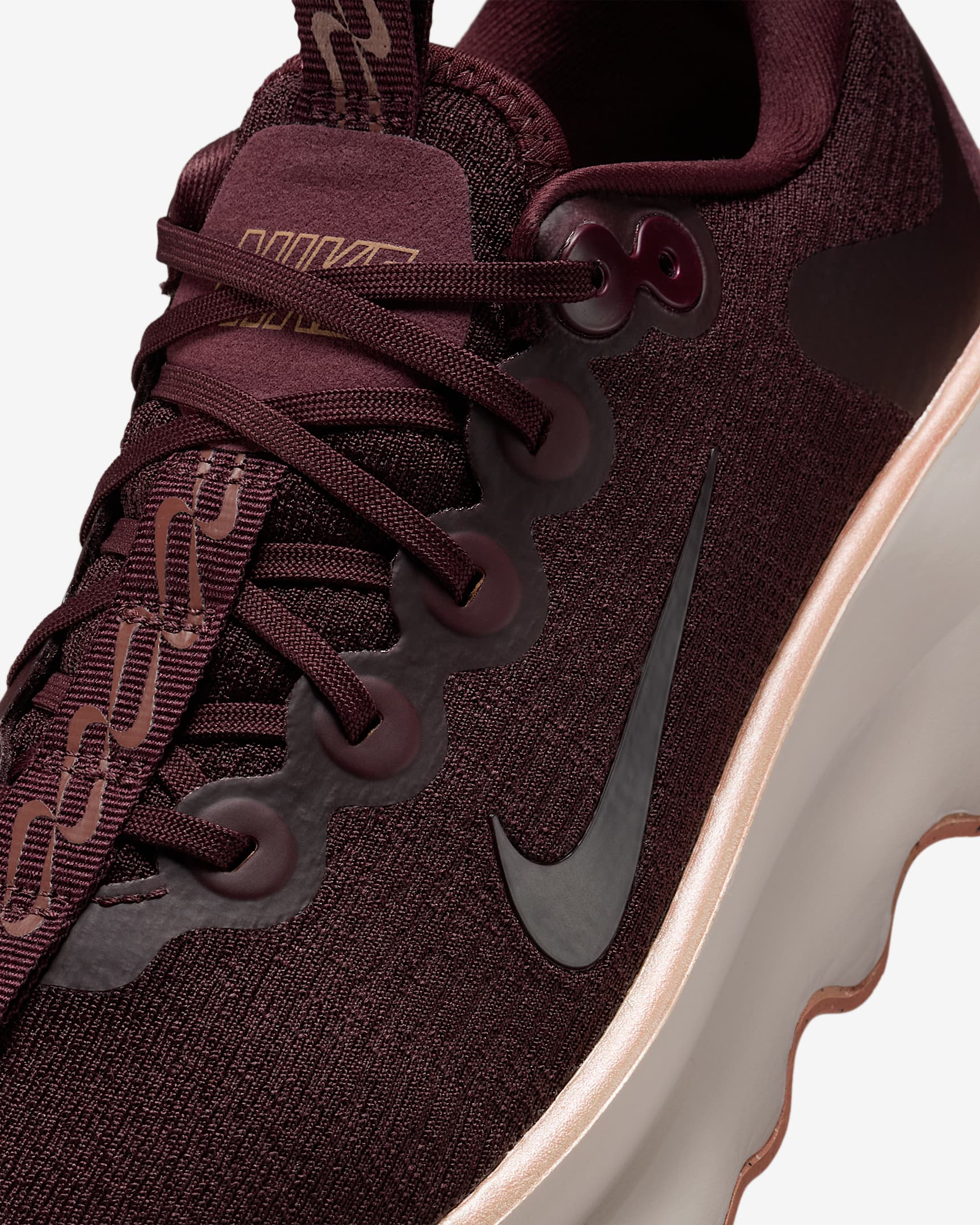 Nike Motiva Women's Walking Shoes