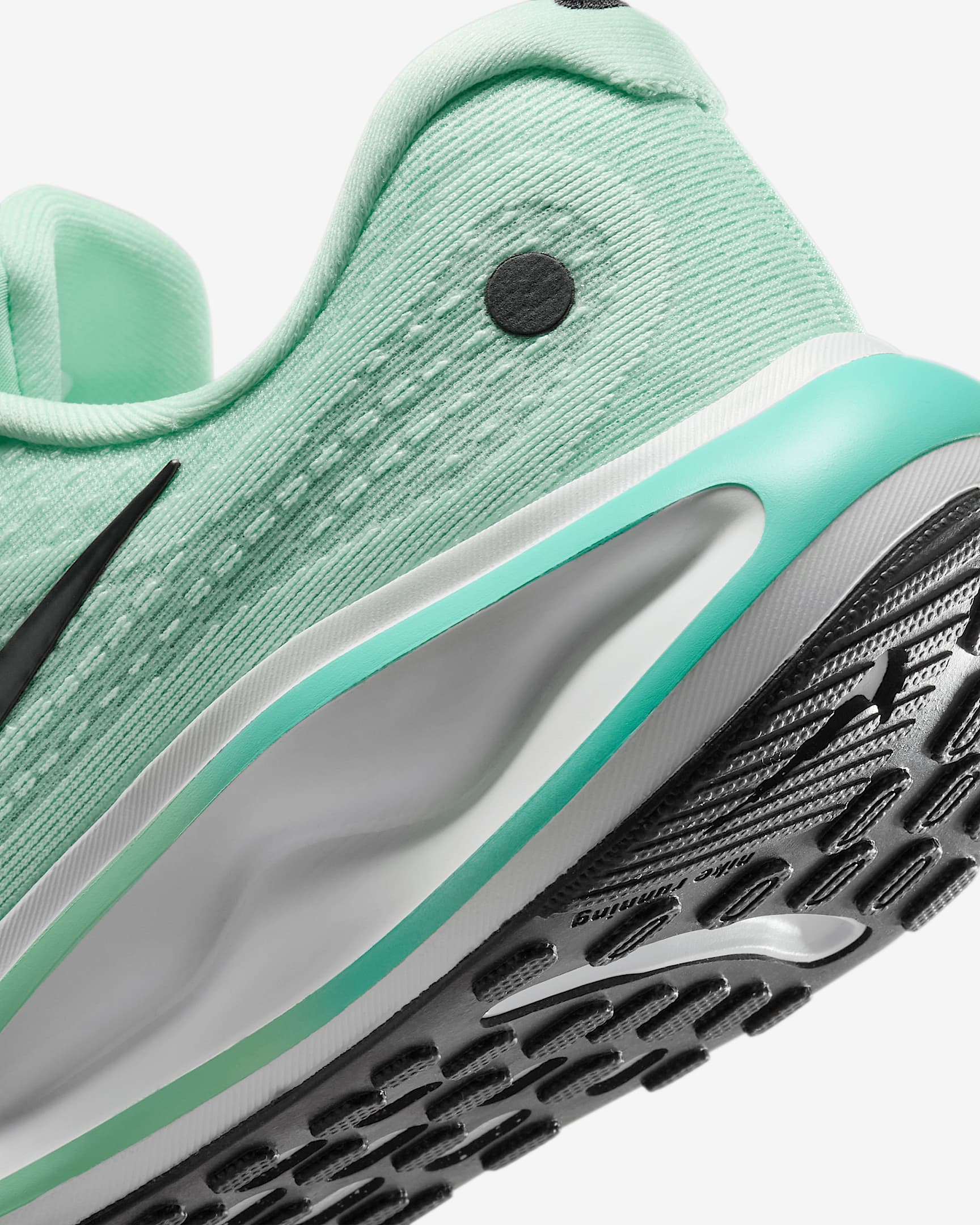 Nike Journey Run Women's Road Running Shoes