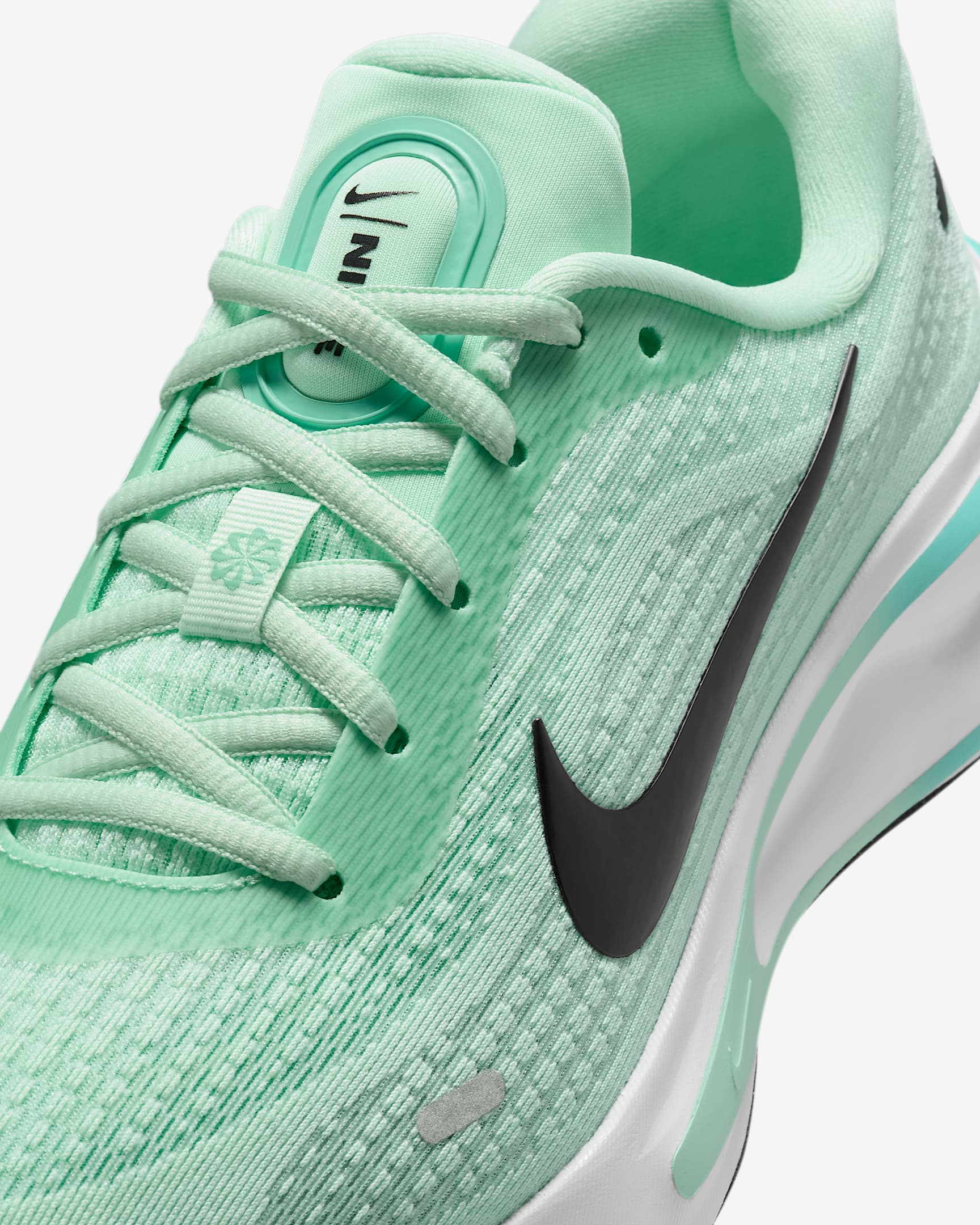 Nike Journey Run Women's Road Running Shoes