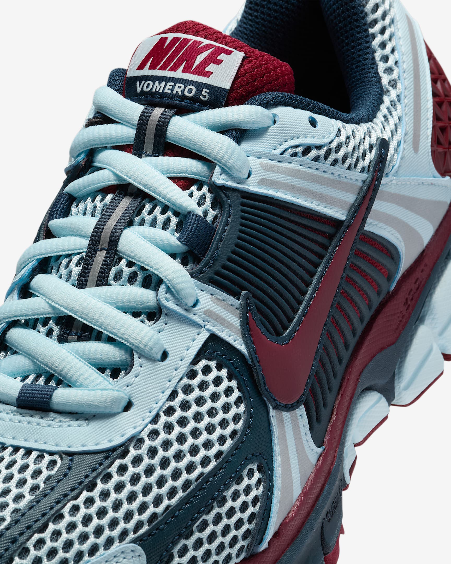 Nike Zoom Vomero 5 Women's Shoes