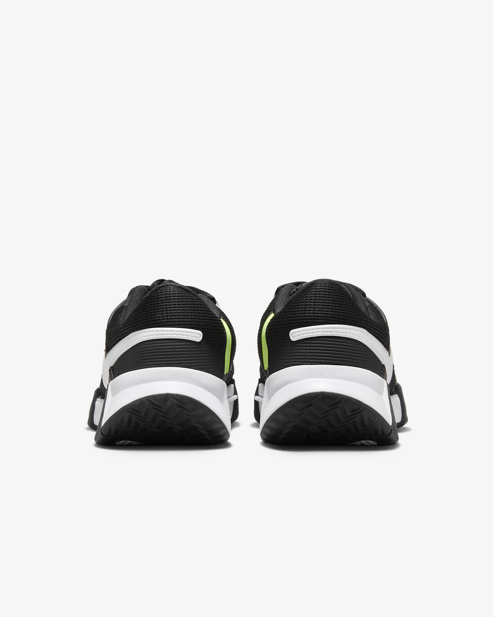 Nike GP Challenge 1 Women's Clay Court Tennis Shoes