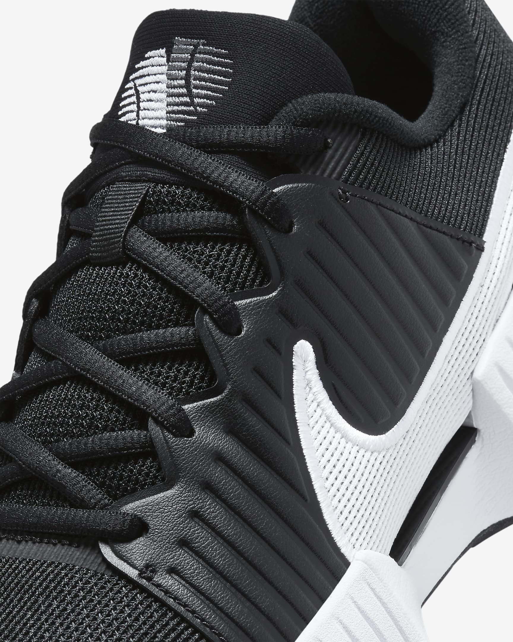 Nike GP Challenge Pro Women's Clay Court Tennis Shoes